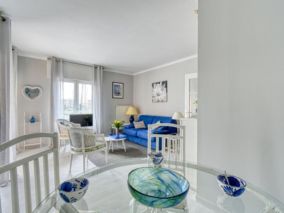 Apartment Residence Les Cariatides By Interhome Fréjus Екстериор снимка